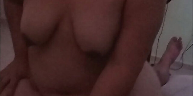 amateur,busty,natural tits,real,teen