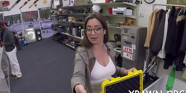 amateur,blowjob,cumshot,facial,glasses,handjob,hardcore