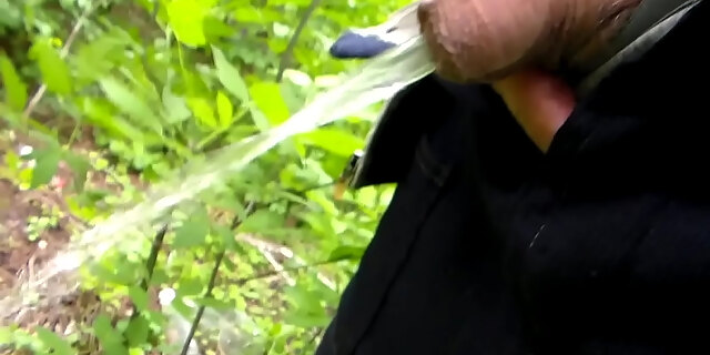 pissing