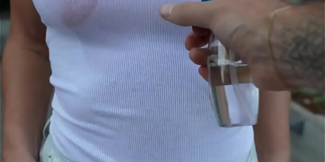 babes,boobs,flashing,molten,natural tits,outdoor,public