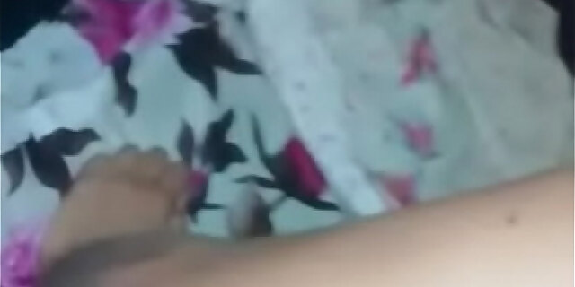 amateur,brunette,latina