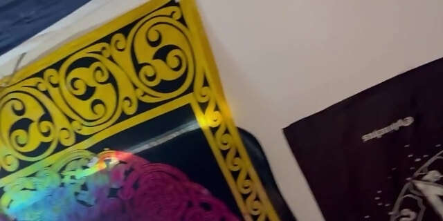 amateur,milf,squirt,wet pussy