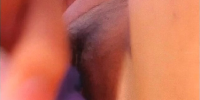 amateur,boobs,brunette,fetish,lingerie,masturbation,panties,solo,webcam