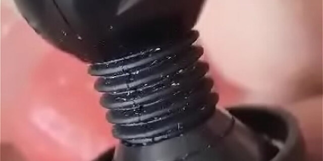 amateur,brunette,homemade,masturbation,orgasm,pussy,teen,tiny,vibrator,webcam