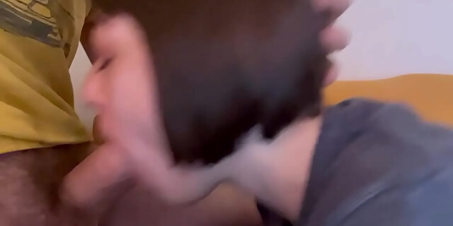 amateur,blowjob,boyfriend,couple,deepthroat,girlfriend