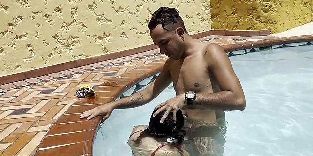 amateur,blowjob,caught,doggystyle,hardcore,homemade,pool,public,real,skinny,teen