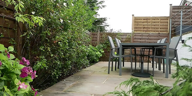 cumshot,exhibitionist,fetish,outdoor,public