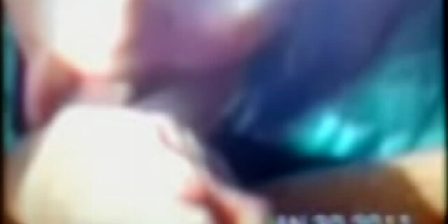 amateur,blowjob,bra,wife