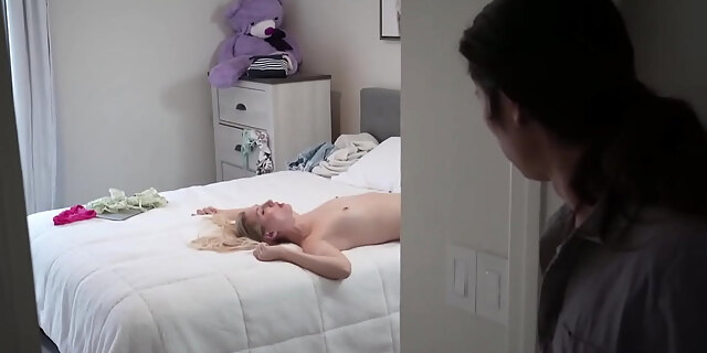 big cock,blowjob,college,deepthroat,masturbation,slut,teen