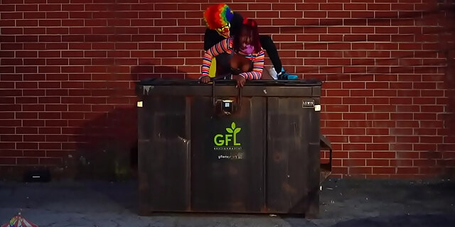 blowjob,cosplay,doggystyle,ebony,public