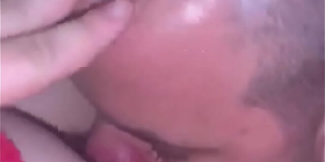 hairy,juicy,licking,pussy