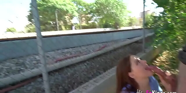 amateur,big tits,blowjob,boobs,brunette,busty,european,outdoor,public,reality,spanish