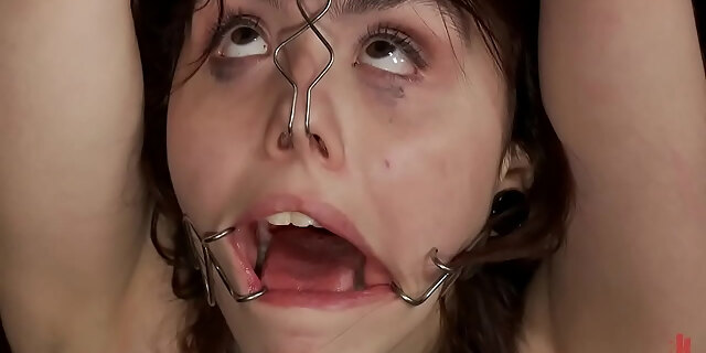 anal,babes,bdsm,bizarre,bondage,domination,exhibitionist,fetish,group,hardcore,humiliation,petite,public,voyeur