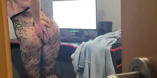 big ass,big tits,blonde,boobs,busty,caught,european,homemade,molten,watching,webcam