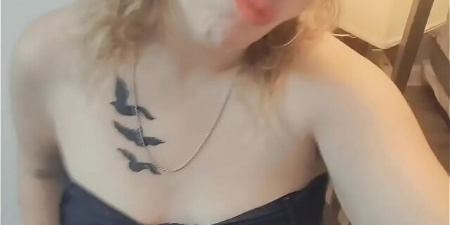 bbw,celebrity,cougar,domination,dominatrix,feet,milf,mistress,pantyhose,stockings