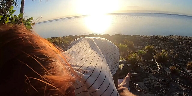 amateur,beach,big cock,blowjob,cum,cumshot,hardcore,outdoor